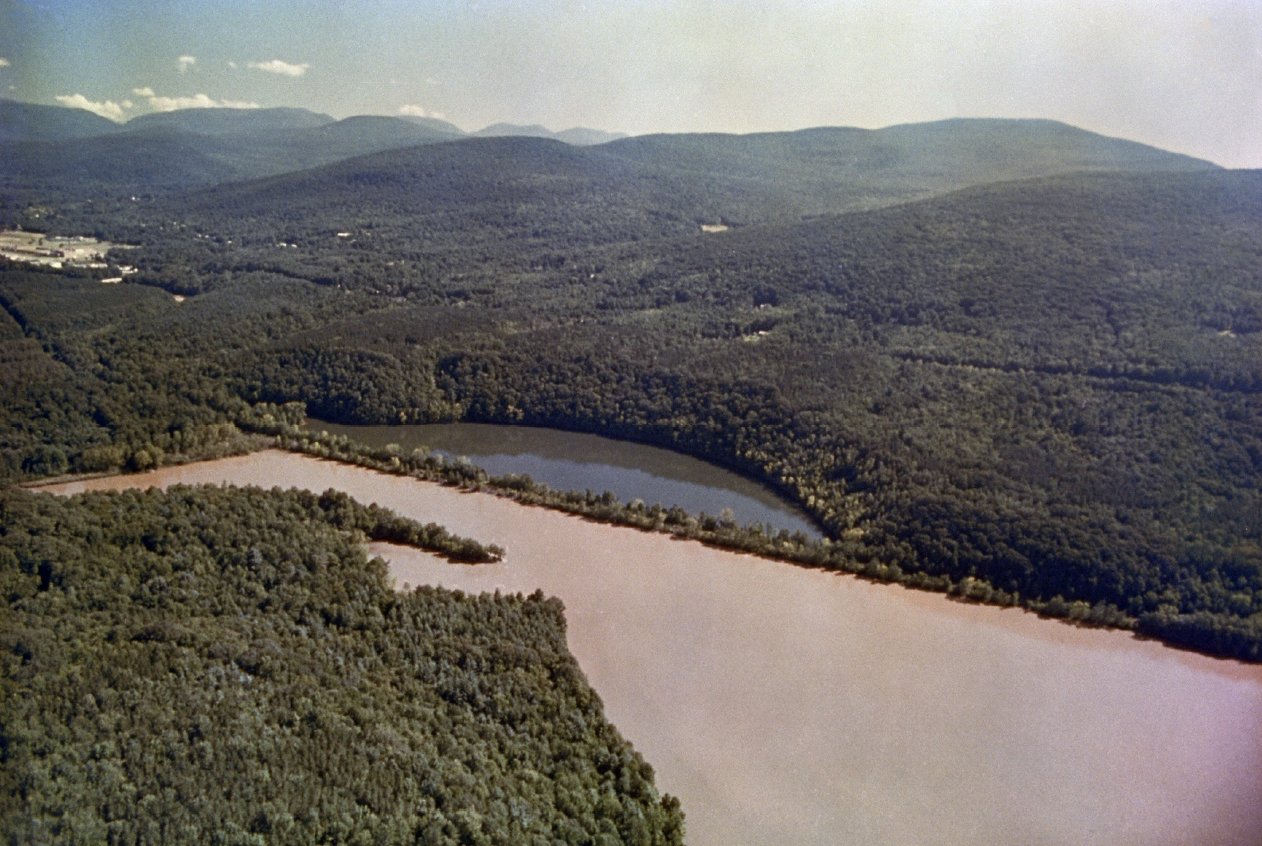 The turbid waters of the upper basin of the Ashokan Reservoir. Will the upper basin remain turbid indefinitely if the proposed pump storage facility is approved?